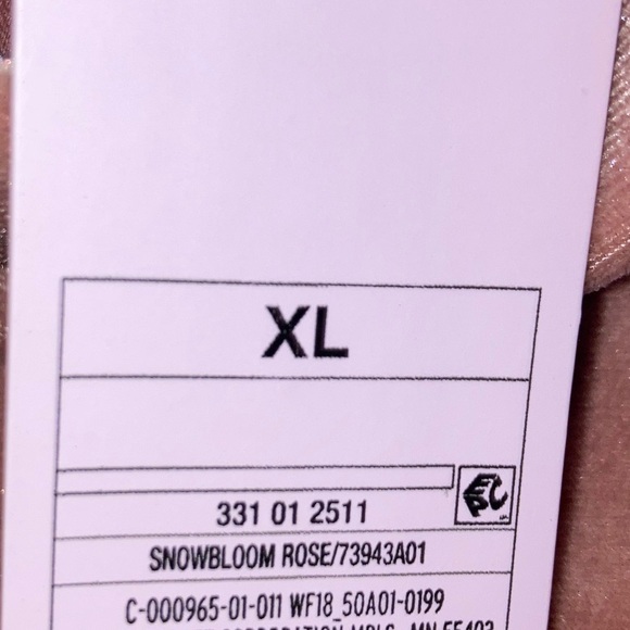 NWT Cropped Tank WILD FABLE Snowbloom Rose CAMISOLE Lightweight Velour sz XL - Picture 5 of 12